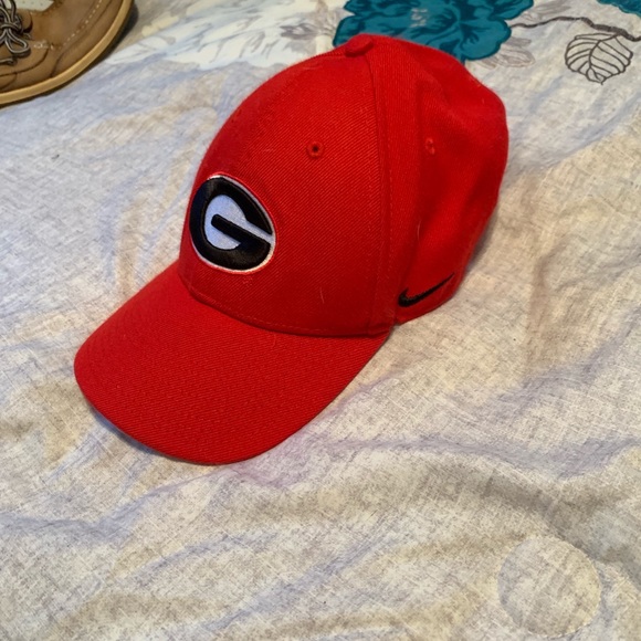 Nike Accessories - Men’s Georgia Bulldogs Nike Hat